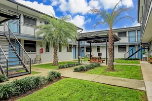 405 Hawthorne St, Houston, TX 77006 - Photo 10