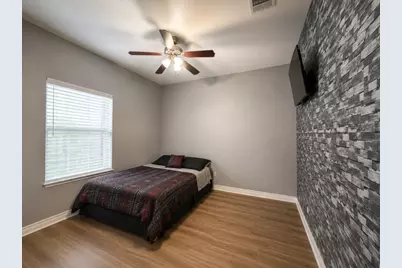 205 De Koven Street, Houston, TX 77011 - Photo 8