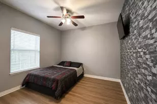 205 De Koven St, Houston, TX 77011 - Photo 8