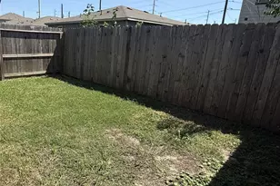9720 Pelsey St, Houston, TX 77029 - Photo 20