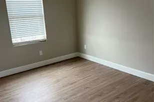 9720 Pelsey St, Houston, TX 77029 - Photo 14