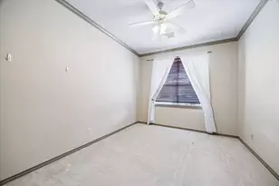 25 Club Oak Ct, Kingwood, TX 77339 - Photo 30