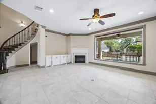 25 Club Oak Ct, Kingwood, TX 77339 - Photo 10
