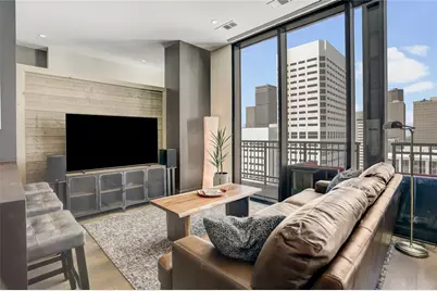 1211 Caroline Street #1706, Houston, TX 77002 - Photo 4