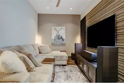 1211 Caroline Street #1706, Houston, TX 77002 - Photo 8