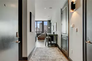 1211 Caroline St, Houston, TX 77002 - Photo 2