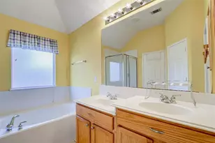 2608 Easton Springs Ct, Pearland, TX 77584 - Photo 20