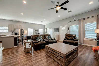 108 Bay Oaks Drive, La Porte, TX 77571 - Photo 16