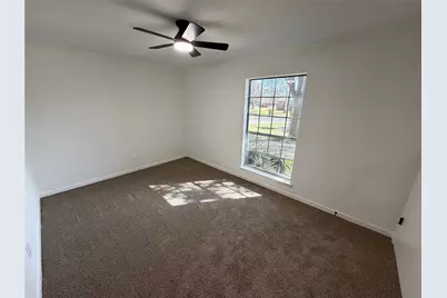 1017 Crossing Road, Angleton, TX 77515 - Photo 18