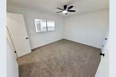 1017 Crossing Road, Angleton, TX 77515 - Photo 24