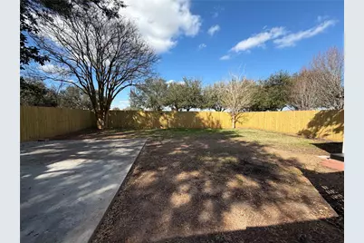 1017 Crossing Road, Angleton, TX 77515 - Photo 30