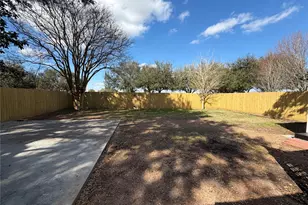 1017 Crossing Rd, Angleton, TX 77515 - Photo 30