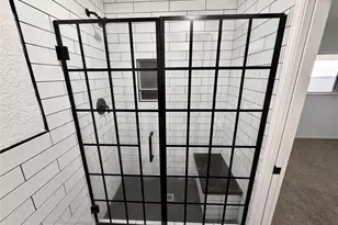 1017 Crossing Rd, Angleton, TX 77515 - Photo 26