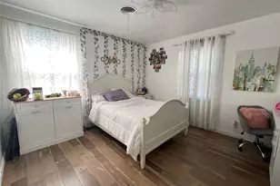 504 Henson St, El Campo, TX 77437 - Photo 18