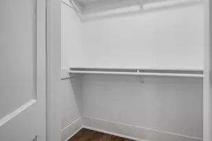 601 Bomar St, Houston, TX 77006 - Photo 12