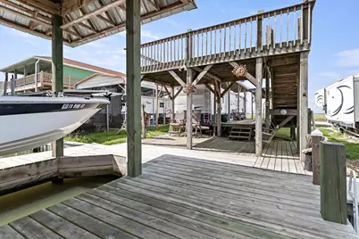 1202 N Redfish Street, Crystal Beach, TX 77650 - Photo 6