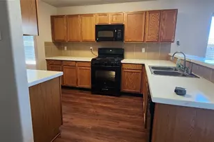 315 Sunset Colony Dr, Rosharon, TX 77583 - Photo 6