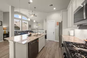 255 S Spotted Fern Dr, Montgomery, TX 77316 - Photo 12
