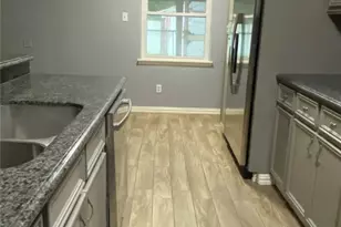 11910 Hunkler Dr, Houston, TX 77047 - Photo 10