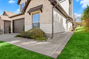 109 Harbour Town Cir, Conroe, TX 77356 - Photo 6