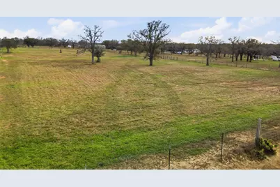 3 Oak Creek Street, Gonzales, TX 78629 - Photo 12