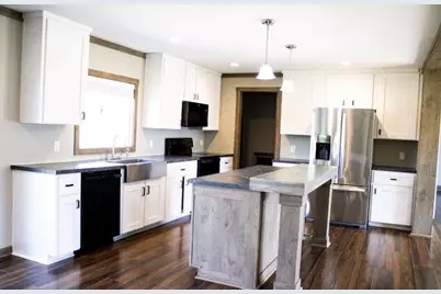 1566 County Road 610 #E, Dayton, TX 77535 - Photo 8