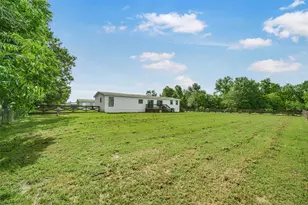1566 County Rd 610, Dayton, TX 77535 - Photo 40