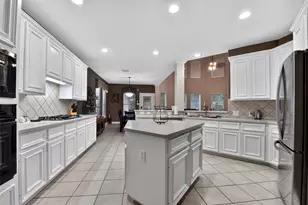 2804 Harvest Hill Dr, Friendswood, TX 77546 - Photo 14