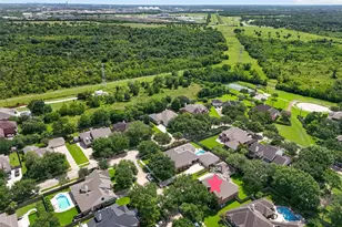 2804 Harvest Hill Dr, Friendswood, TX 77546 - Photo 40