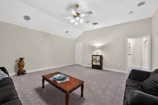 2804 Harvest Hill Dr, Friendswood, TX 77546 - Photo 26