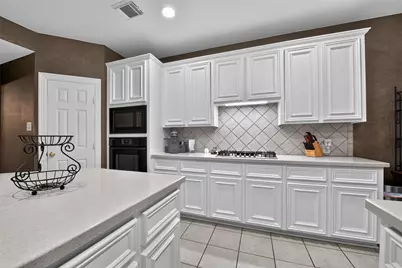 2804 Harvest Hill Drive, Friendswood, TX 77546 - Photo 16