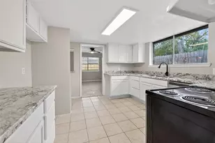 10510 Overview Dr, Sugar Land, TX 77498 - Photo 10