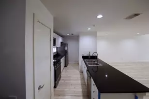 702 Ruthven St, Houston, TX 77019 - Photo 4