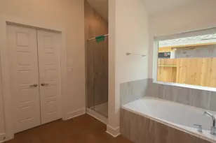 21210 Jacaranda Blossom Wy, Tomball, TX 77377 - Photo 8