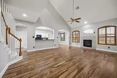 8422 W Sienna Cove Lane, Houston, TX 77083 - Photo 6
