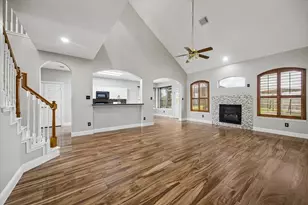 8422 W Sienna Cove Ln, Houston, TX 77083 - Photo 6