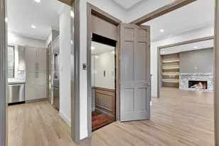 74 Briar Hollow Ln, Houston, TX 77027 - Photo 24