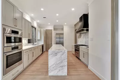 74 Briar Hollow Lane, Houston, TX 77027 - Photo 22