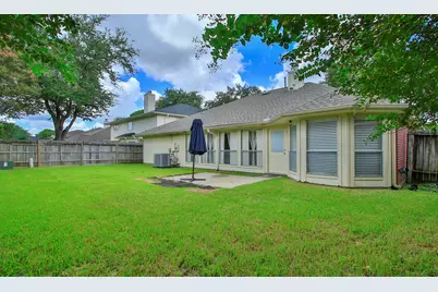 5013 Parkcrest Drive, La Porte, TX 77571 - Photo 36