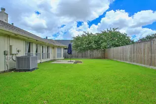 5013 Parkcrest Dr, La Porte, TX 77571 - Photo 38