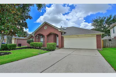 5013 Parkcrest Drive, La Porte, TX 77571 - Photo 4