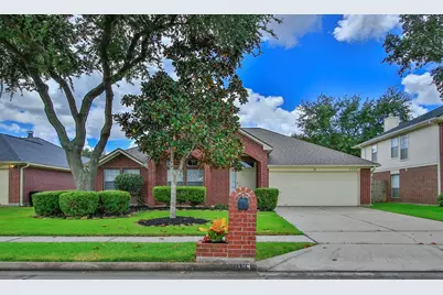 5013 Parkcrest Drive, La Porte, TX 77571 - Photo 2