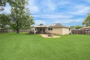 6227 Creekside Ln, League City, TX 77573 - Photo 14