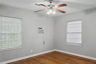 1223 Shawnee St, Houston, TX 77034 - Photo 14