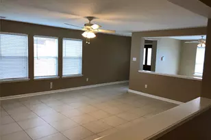 19615 Hollington Dr, Tomball, TX 77375 - Photo 6