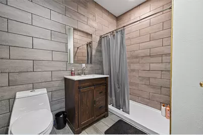 204 King Dr, Columbus, TX 78934 - Photo 34