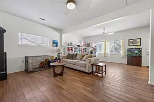 204 King Dr, Columbus, TX 78934 - Photo 32