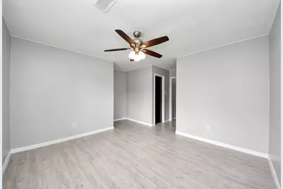 16111 Copper Canyon Drive, Friendswood, TX 77546 - Photo 28
