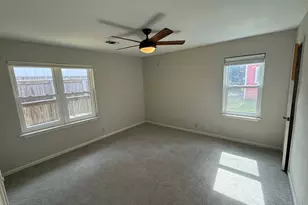 7 Maple Ln, Galveston, TX 77551 - Photo 16