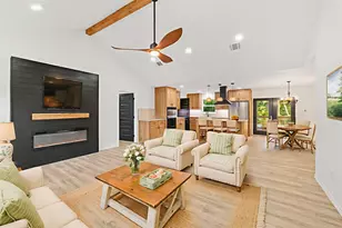 90 Coolcrest Dr, Pointblank, TX 77364 - Photo 2